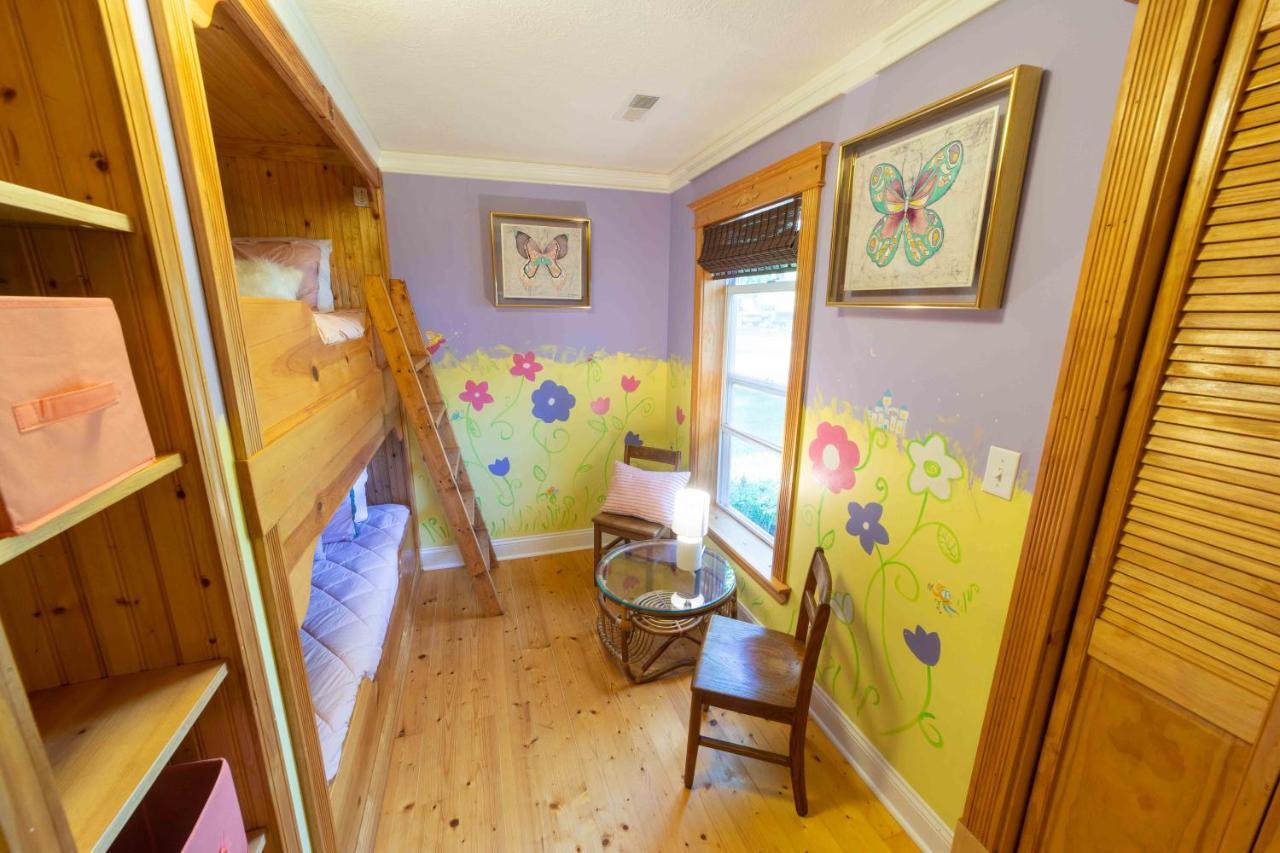 The Charming Glenn Cottage! Walk To Lake Michigan! Fennville Exterior foto
